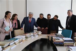 Kütüphaneyi 7 Ayda 245 Bin Kişi Ziyaret Etti  