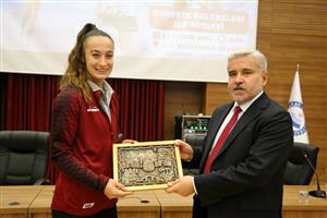 ASÜ’lüler Sordu, Kuzey’in Sultanları Yanıtladı