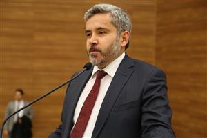 Dursun Ali Erzincanlı ASÜ’lülerle Buluştu 