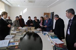 Kütüphaneyi 7 Ayda 245 Bin Kişi Ziyaret Etti  