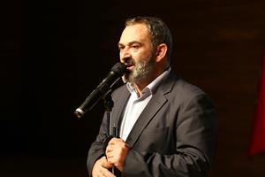 Dursun Ali Erzincanlı ASÜ’lülerle Buluştu 